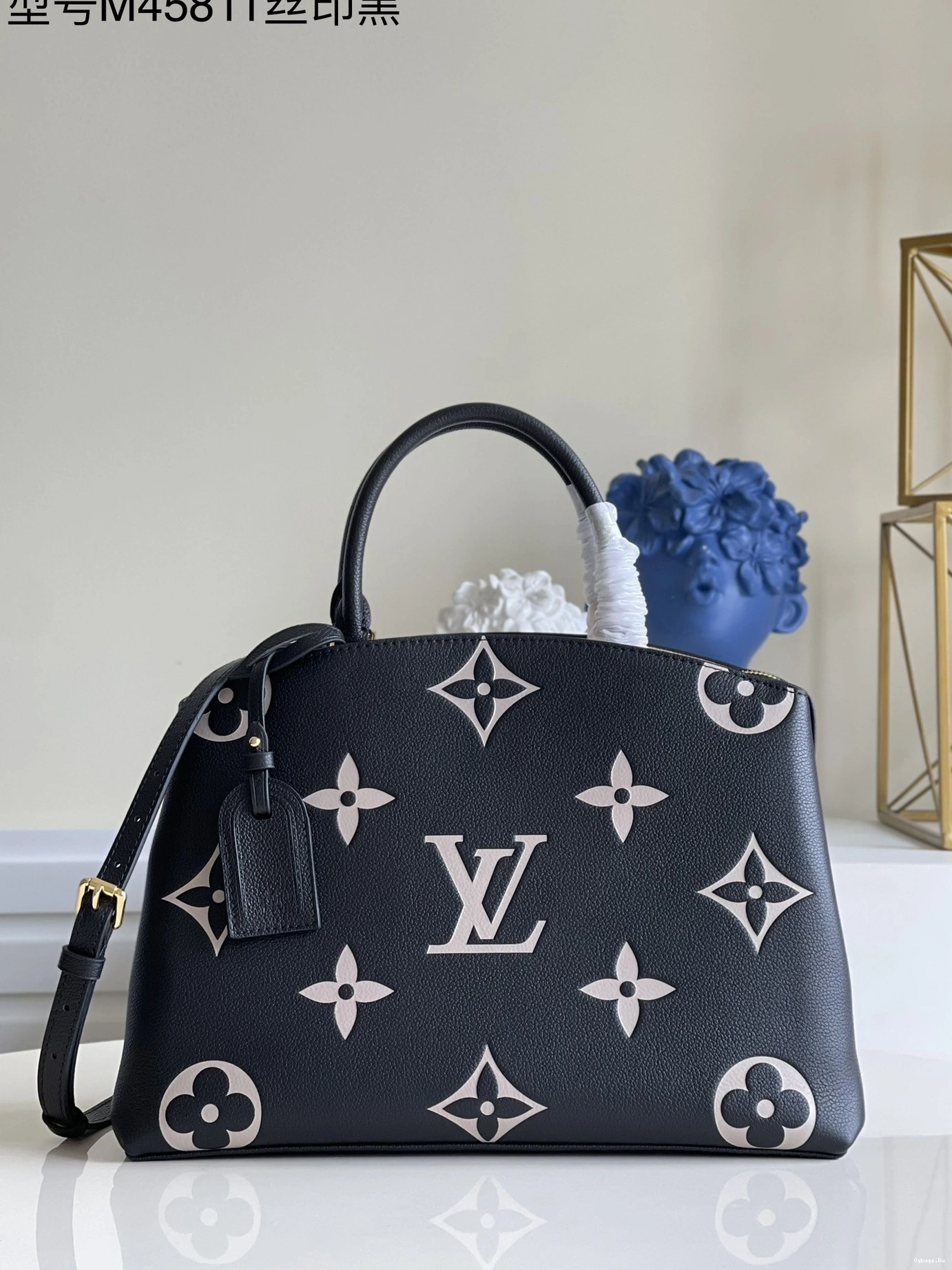 LOUIS PALAIS GRAND VUITTON 0309